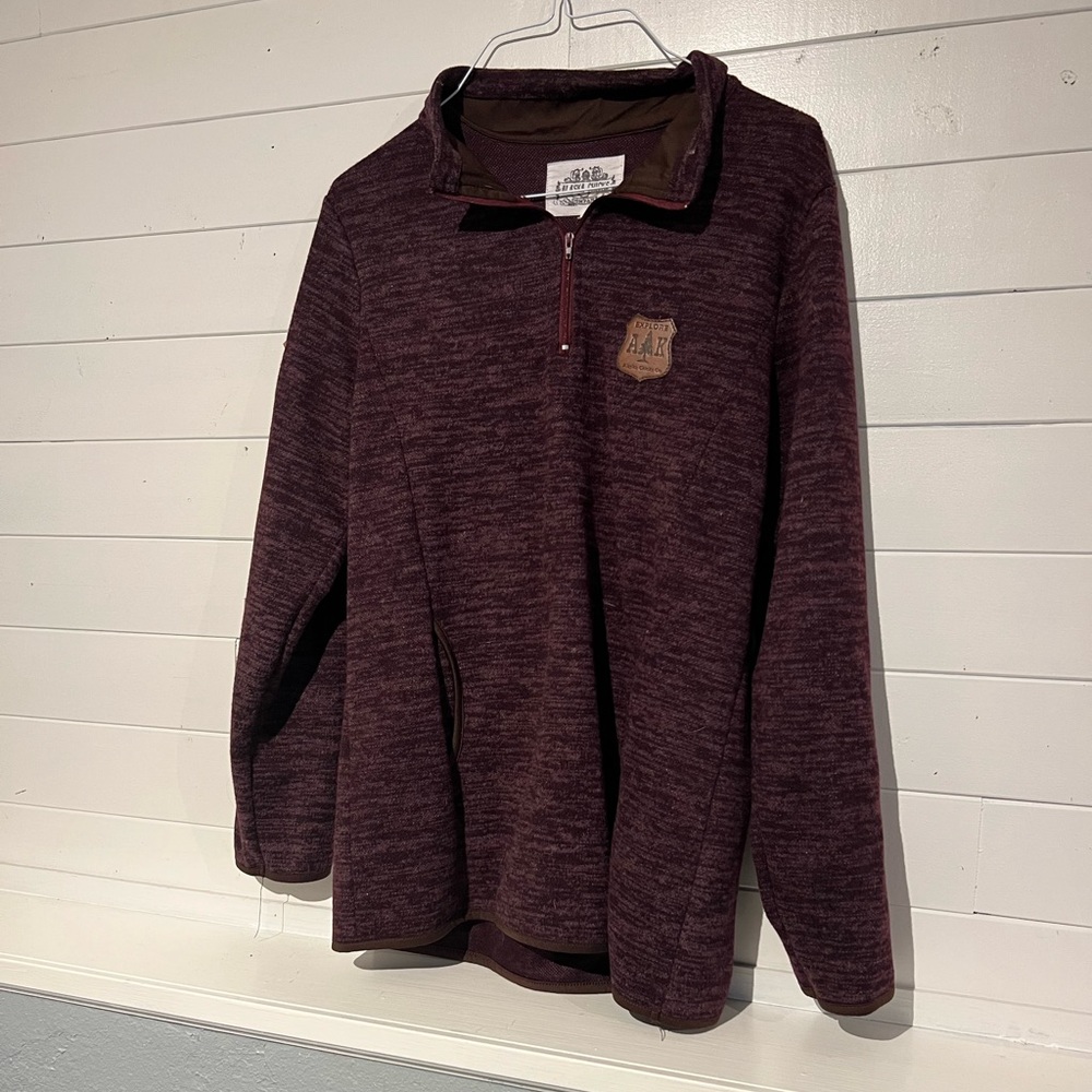 Alaska Chicks long sleeve half zip , maroon burgundy size small